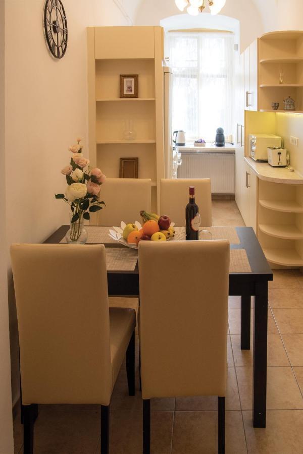 Theatroom Apartman Erlau Exterior foto