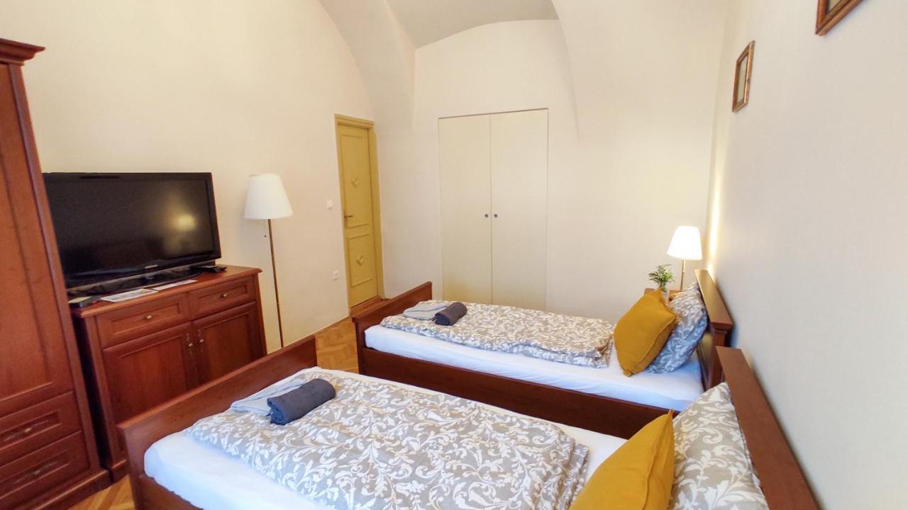 Theatroom Apartman Erlau Exterior foto